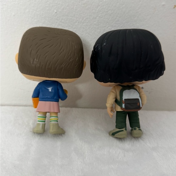 Funko Pop Stranger Things Mike Wheeler and Eleven with Eggos Bundle - Picture 2 of 7